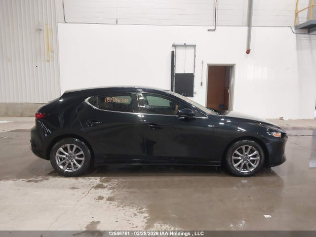 JM1BPBLM0L1157671 Mazda 3