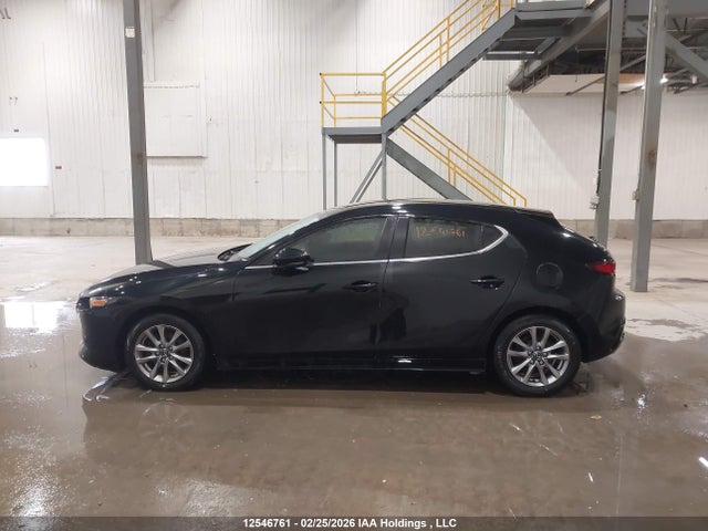 JM1BPBLM0L1157671 Mazda 3