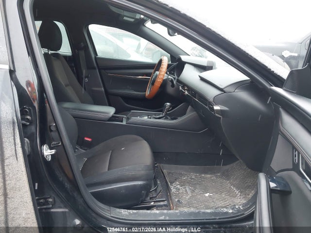 JM1BPBLM0L1157671 Mazda 3
