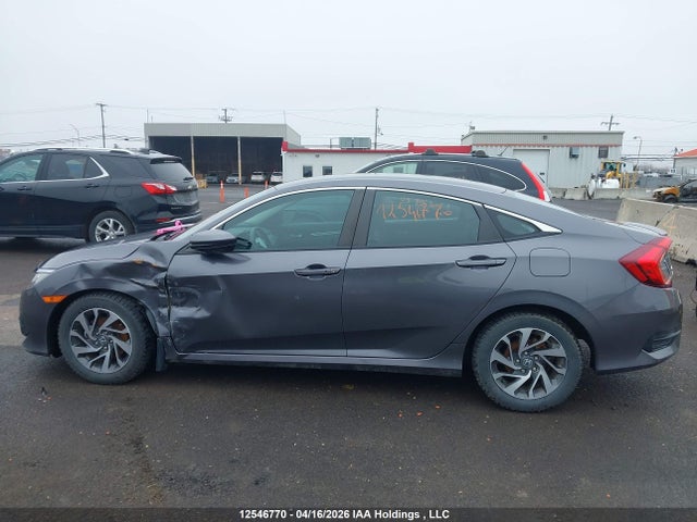 Продаж на аукціоні авто 2018 Honda Civic, vin: 2HGFC2F64JH031372, номер лоту: 12546770