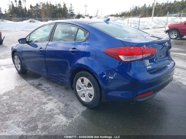 2018 Kia Forte Lx/lx+ მანქანა იყიდება აუქციონზე, vin: 3KPFK4A71JE201549, აუქციონის ნომერი: 12546777