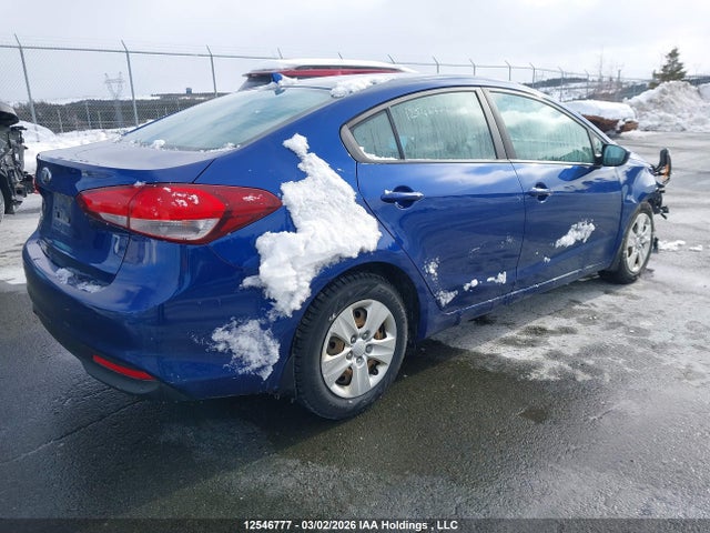 2018 Kia Forte Lx/lx+ მანქანა იყიდება აუქციონზე, vin: 3KPFK4A71JE201549, აუქციონის ნომერი: 12546777