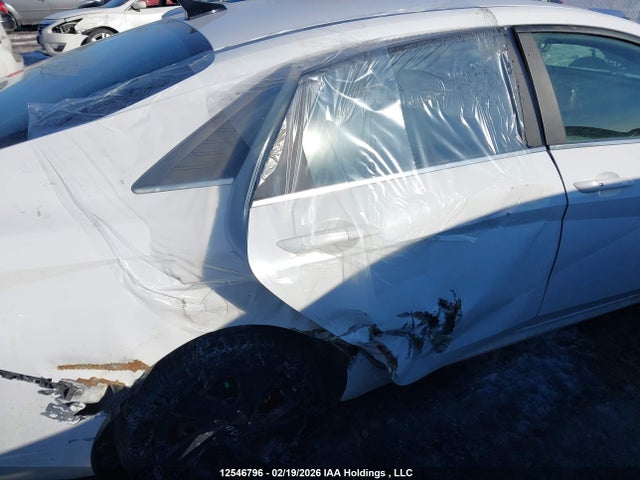 KMHLN4AJ9NU013032 Hyundai ELANTRA HYBRID