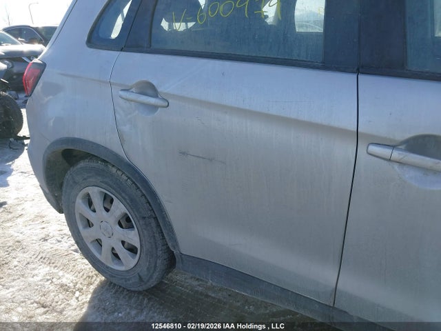 JA4AH3AU6LU600979 Mitsubishi RVR