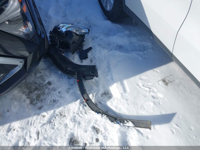 JA4J4UA82RZ626737 Mitsubishi Outlander Es