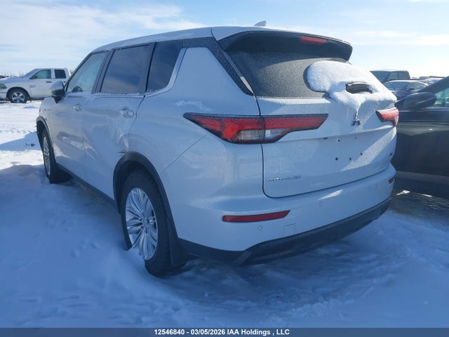 JA4J4UA82RZ626737 Mitsubishi Outlander Es