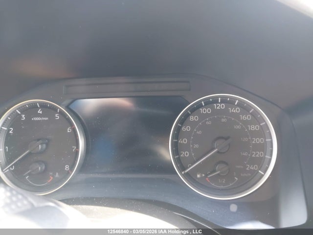 JA4J4UA82RZ626737 Mitsubishi Outlander Es