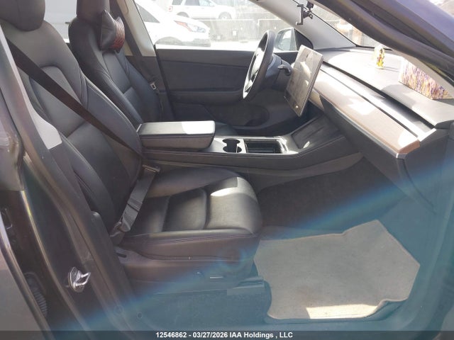 7SAYGAEEXNF379299 Tesla Model Y