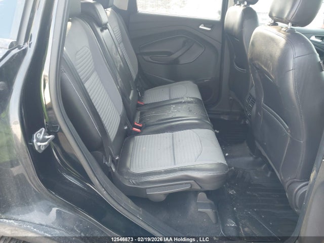 1FMCU0GDXJUC83135 Ford ESCAPE SE