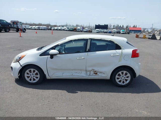 2015 Kia Rio Lx მანქანა იყიდება აუქციონზე, vin: KNADM5A32F6978823, აუქციონის ნომერი: 12546888