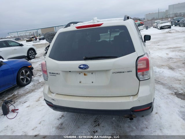 12546894 :رقم المزاد ، JF2SJEBC4JH466772 vin ، 2018 Subaru Forester 2.5i مزاد بيع