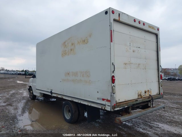 Aukcja sprzedaży 2007 Gmc 24 Foot Van Cutaway, vin: 1GDJG31U771174361, numer aukcji: 12546913