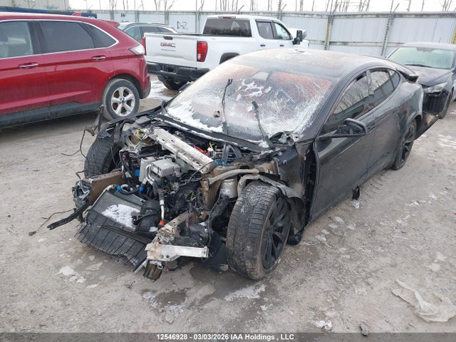 2022 Tesla Model S Plaid მანქანა იყიდება აუქციონზე, vin: 5YJSA1E67NF462296, აუქციონის ნომერი: 12546928