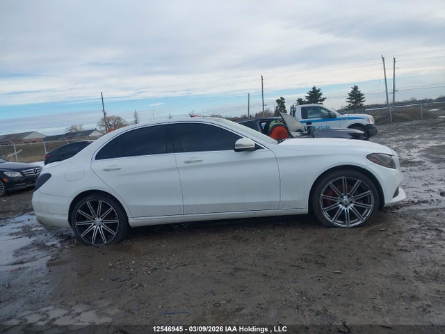 55SWF4KB6GU109782 Mercedes-Benz C 300 4matic