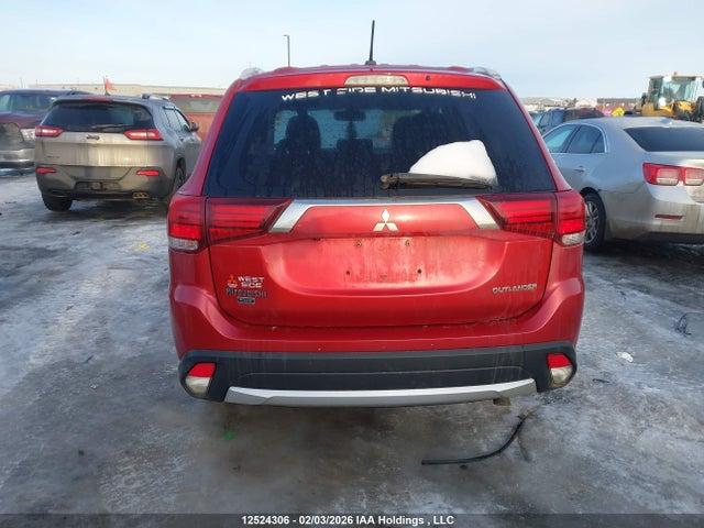 JA4JZ3AX8GZ608629 Mitsubishi Outlander Se
