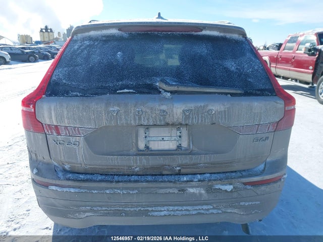 12546957 :رقم المزاد ، LYV062RV5PB325443 vin ، 2023 Volvo Xc60 B6 Core مزاد بيع