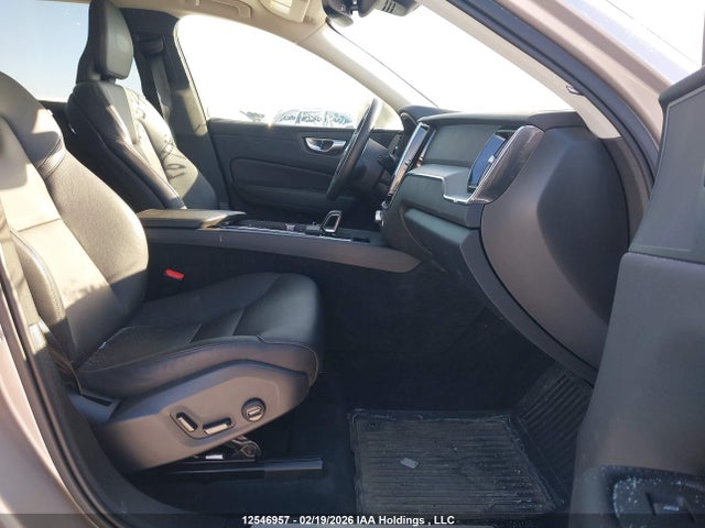 12546957 :رقم المزاد ، LYV062RV5PB325443 vin ، 2023 Volvo Xc60 B6 Core مزاد بيع