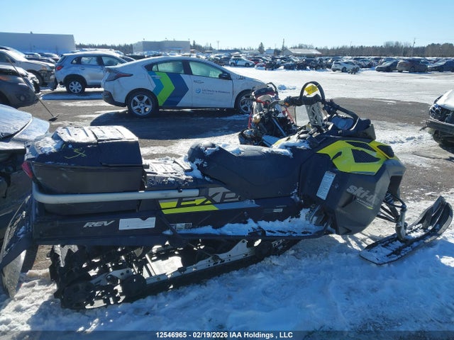 YH2SSRKB9KR001392 Skidoo Expedition