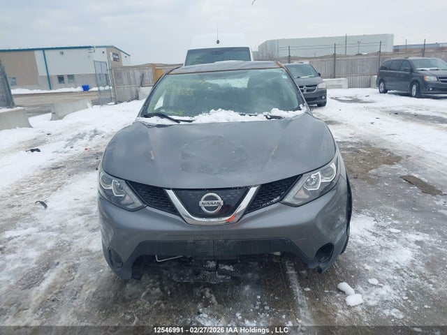 JN1BJ1CP1JW156506 Nissan Qashqai S/sv