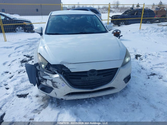 JM1BM1U7XE1160270 Mazda Mazda3 Gx-sky