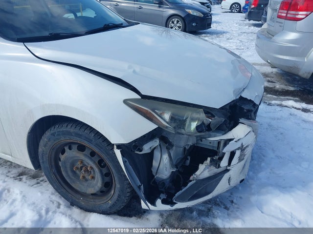 JM1BM1U7XE1160270 Mazda Mazda3 Gx-sky