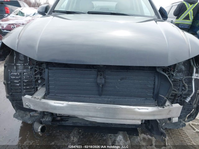 WA1AAAFY4P2035069 Audi Q5 Komfort 45