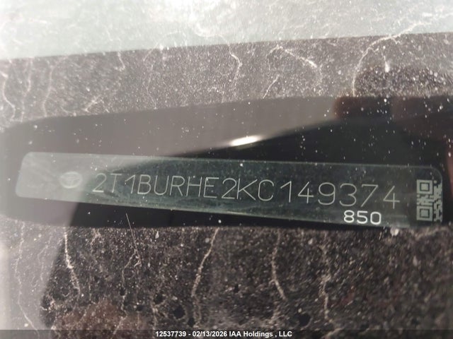 2T1BURHE2KC149374 Toyota COROLLA SE