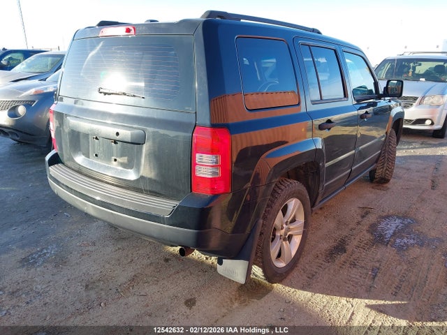1C4NJRAB5FD257390 Jeep Patriot Sport/north