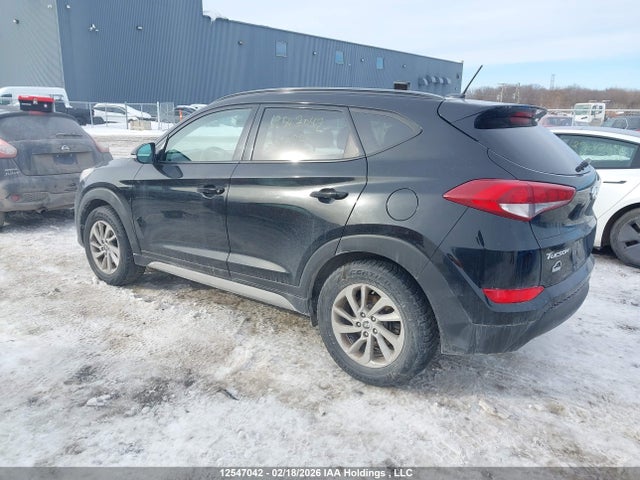 KM8J3CA43HU505979 Hyundai Tucson Limited/sport And Eco/se