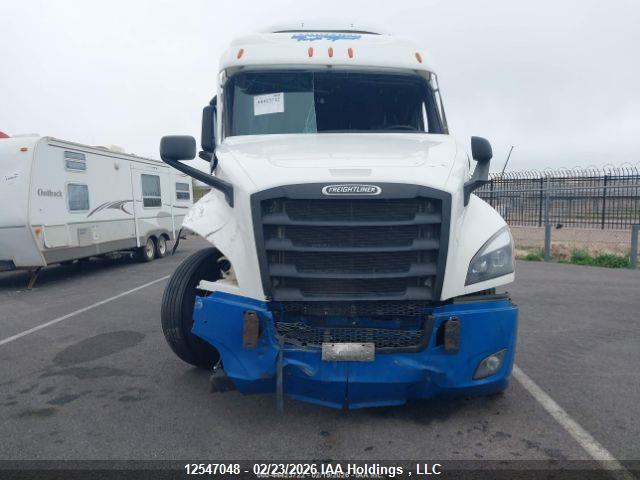 3AKJHHDR4RSUR4635 Freightliner New Cascadia 126