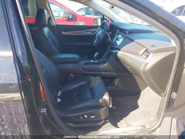 1GYKNERSXHZ110101 Cadillac XT5