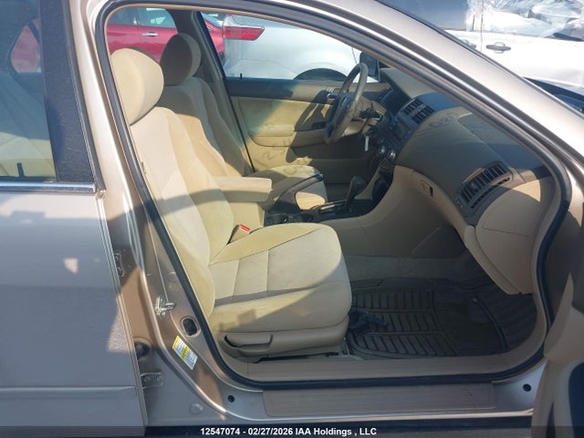 12547074 :رقم المزاد ، 1HGCM56404A808732 vin ، 2004 Honda Accord Lx-g مزاد بيع