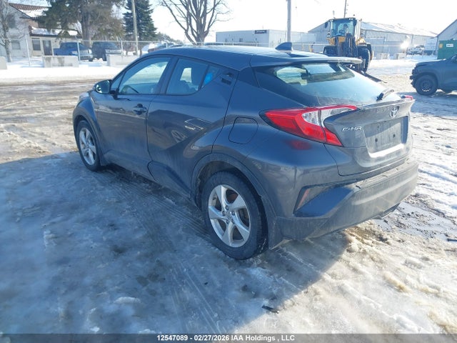 12547089 :رقم المزاد ، NMTKHMBX5KR067517 vin ، 2019 Toyota C-hr Xle مزاد بيع
