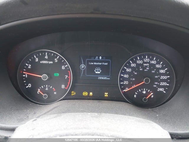 12547105 :رقم المزاد ، KNDPMCAC6H7197322 vin ، 2017 Kia Sportage مزاد بيع