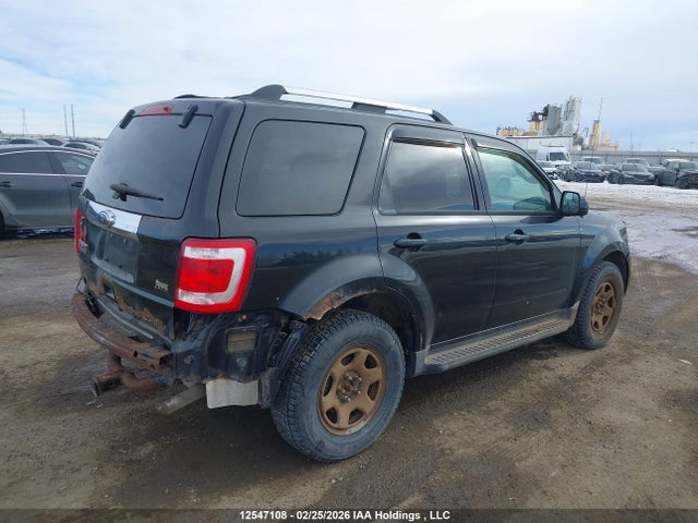 12547108 :رقم المزاد ، 1FMCU9EGXBKA00943 vin ، 2011 Ford Escape Limited مزاد بيع