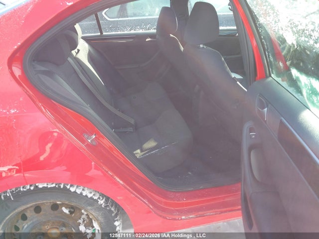 3VWD07AJ5GM395055 Volkswagen Jetta 1.8t Sport