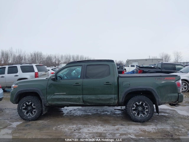 3TYCZ5AN4NT094936 Toyota Tacoma Double Cab/sr/sr5/trd Sport/trd Off Road/trd Pro
