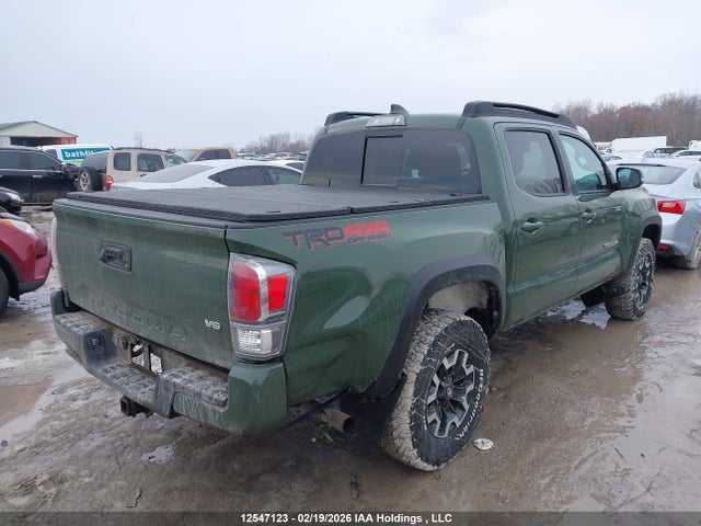 3TYCZ5AN4NT094936 Toyota Tacoma Double Cab/sr/sr5/trd Sport/trd Off Road/trd Pro