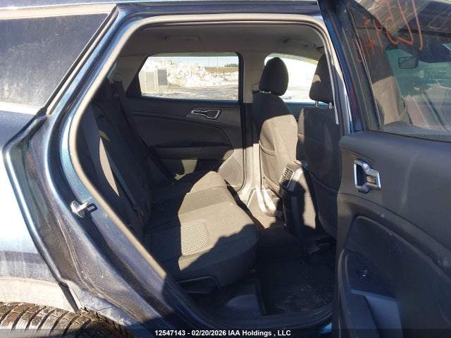 KNDPUCAFXP7084580 KIA Sportage Lx/x-line