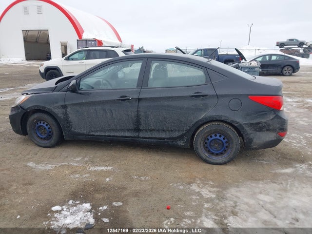 KMHCT4AE0EU718147 Hyundai Accent Gls/gs