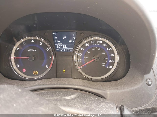 KMHCT4AE0EU718147 Hyundai Accent Gls/gs