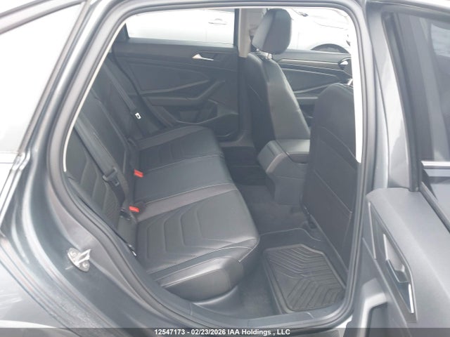 3VWG57BU3KM024248 Volkswagen Jetta 1.4 Tsi Execline