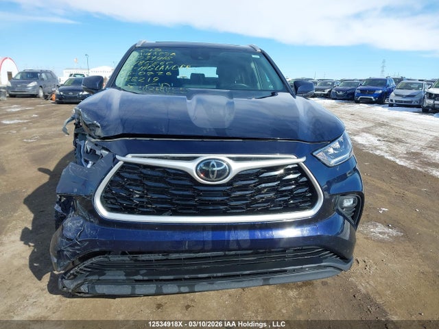 5TDGZRBH5NS185260 Toyota Highlander Xle