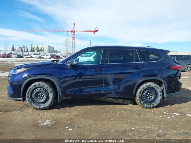 5TDGZRBH5NS185260 Toyota Highlander Xle