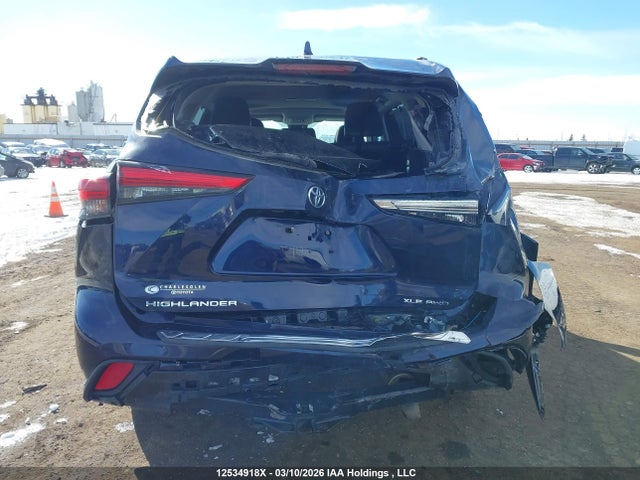 5TDGZRBH5NS185260 Toyota Highlander Xle