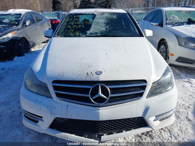 Mercedes-Benz C 300 4matic 2014 WDDGF8AB2EA948483 Image 12
