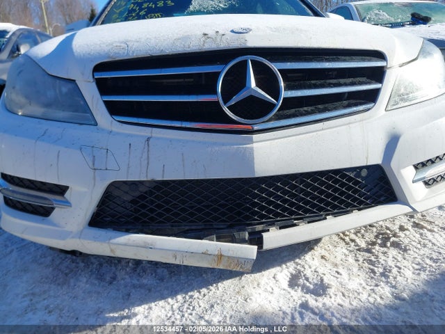 Mercedes-Benz C 300 4matic 2014 WDDGF8AB2EA948483 Image 20