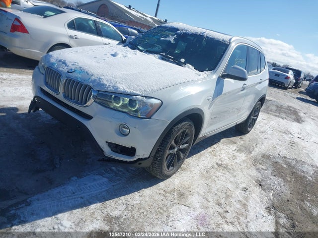 BMW X3 Xdrive28i 2015 5UXWX9C51F0D58476 Image 2