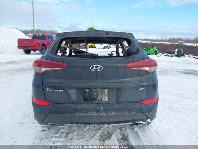 Продаж на аукціоні авто 2018 Hyundai Tucson Se, vin: KM8J2CA46JU778746, номер лоту: 12547215