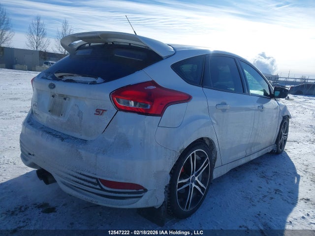 1FADP3L9XHL293320 Ford Focus St St